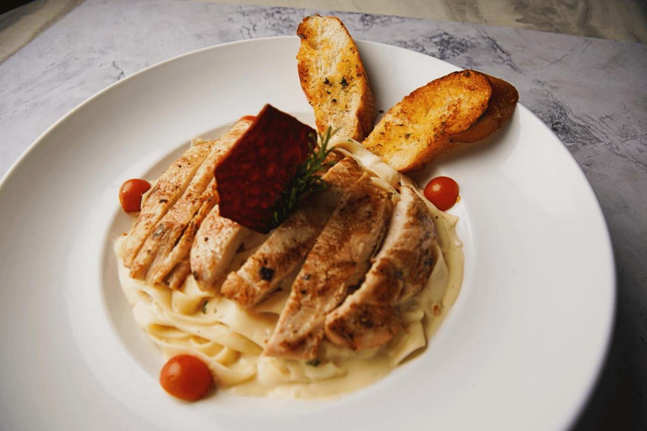 Basha Hotel & Restaurant サン・ペドロ・スーラ エクステリア 写真